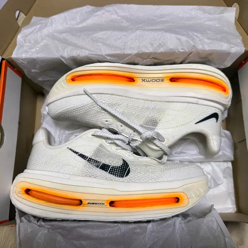 [BUNJANG] Nike Vomero Premium 270 Launch Color / 나이키 보메로프리미엄 270 런칭컬러 판매