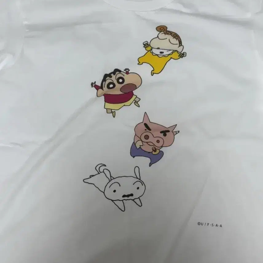 [BUNJANG] Uniqlo x Crayon Shin-chan UT T-shirt / 유니클로 짱구 UT