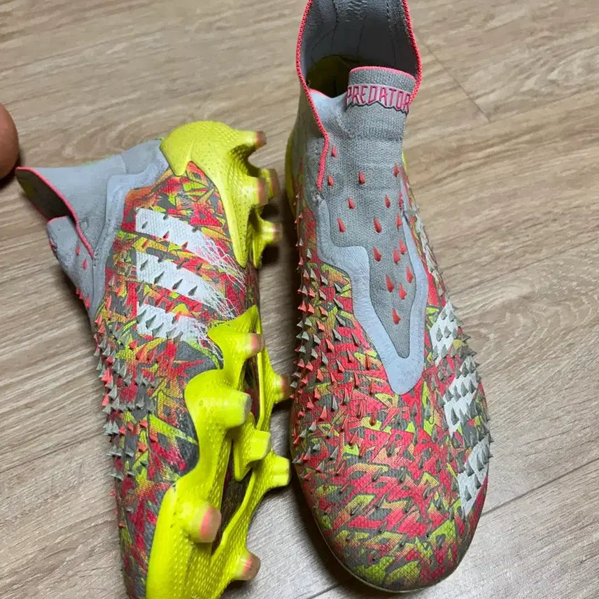 [BUNJANG] Adidas Predator Limited Edition Football Boots 255 / 아디다스 프레데터 축구화 255(한정판)