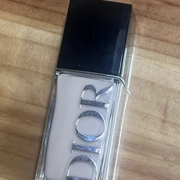 [BUNJANG] Dior Skin Glow Foundation 00 / 디올 스킨글로우 파운데이션 00