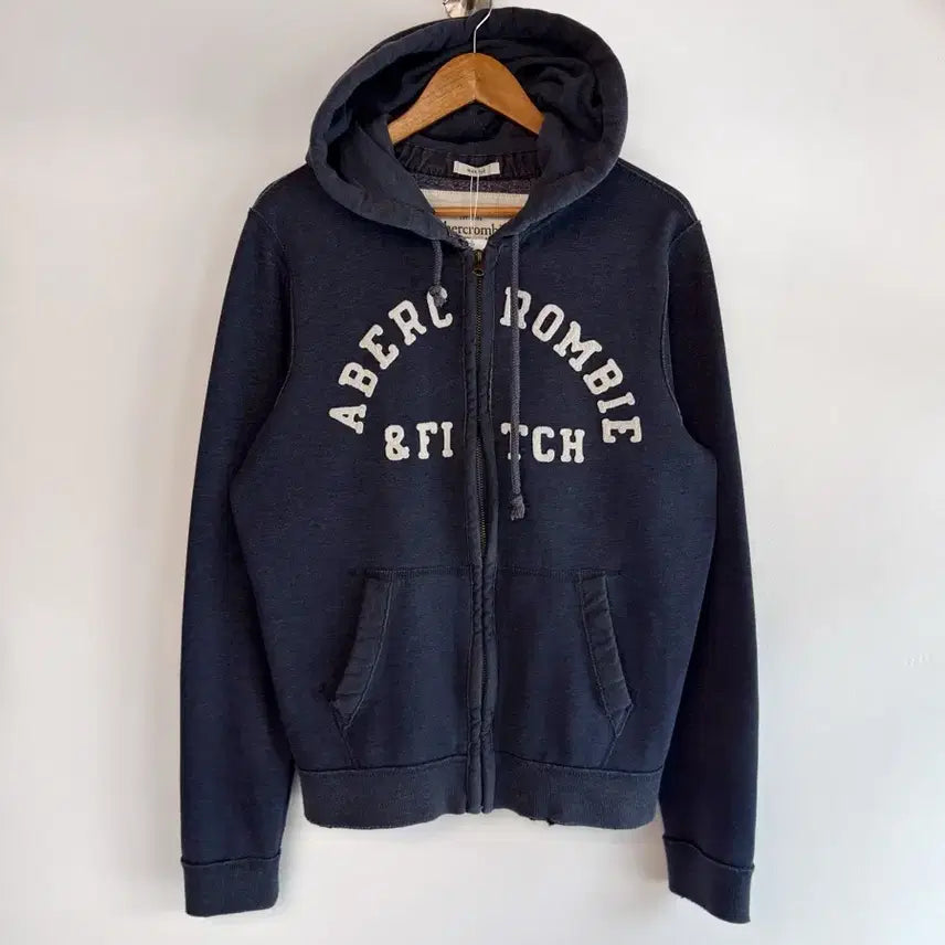 [BUNJANG] Abercrombie 00s Grunge Patch Logo Sweat Hoodie Navy / 아베크롬비 00s 루즈핏 그런지 패치로고 스웻 네이비 후드집업