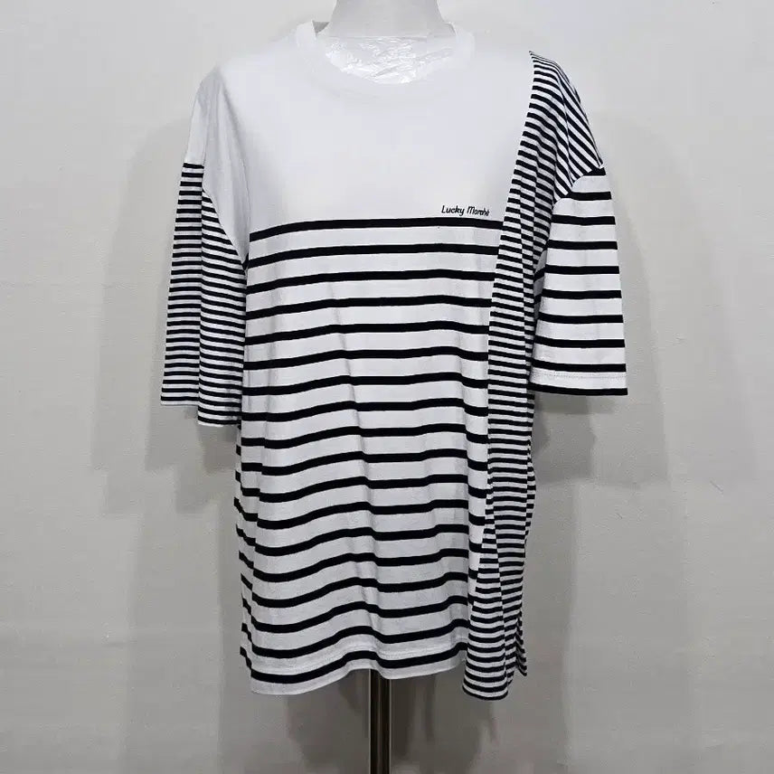 [BUNJANG] Lucky Marche Striped Short Sleeve T-Shirt / 여성 럭키마르쉐 단가라 반팔 티셔츠