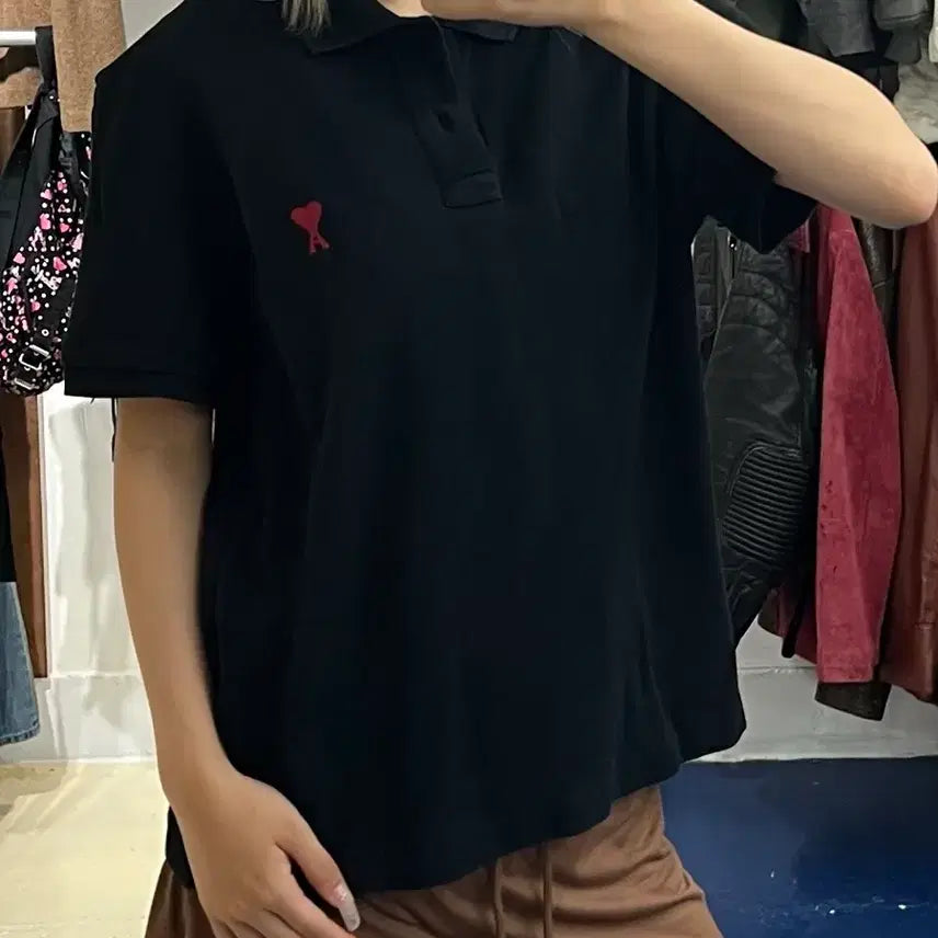 [BUNJANG] Ami Small Heart Black Short Sleeve Polo T-Shirt / Ami 아미 스몰하트 블랙 반팔 카라티