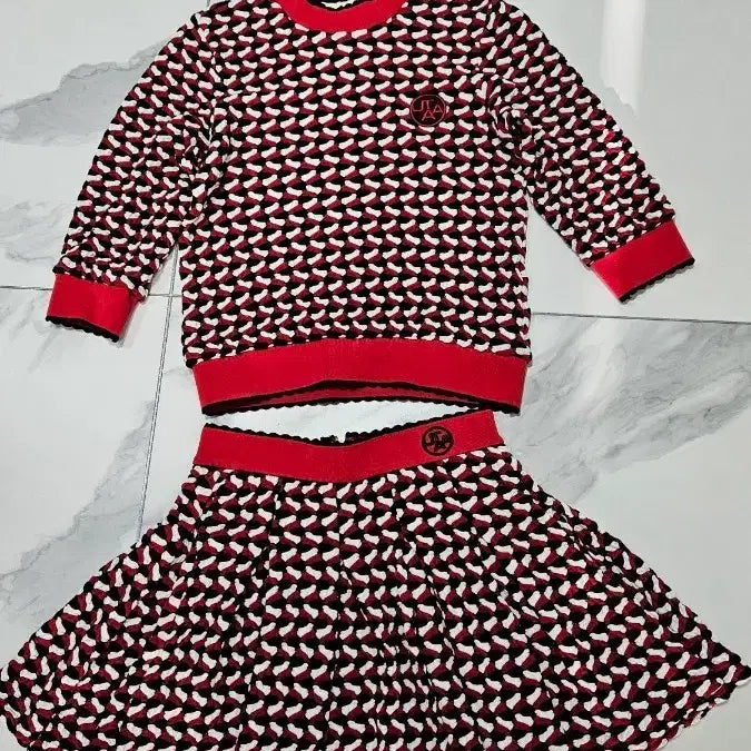 [BUNJANG] UTAA Golf Red Top with Optional Skirt / UTAA 유타골프 [정품] 레드 상의 (스커트드림)