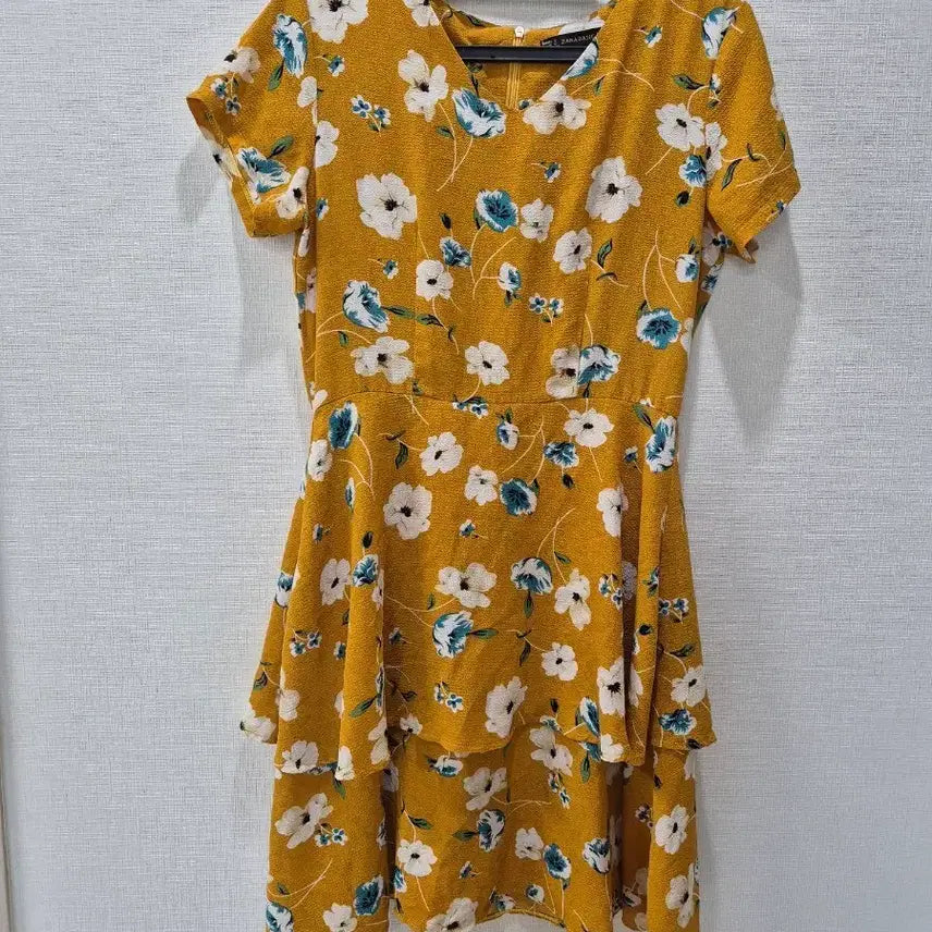 [BUNJANG] Zara Basic Yellow Flower Dress S / [새상품급]자라베이직 옐로우 플라워 원피스 S