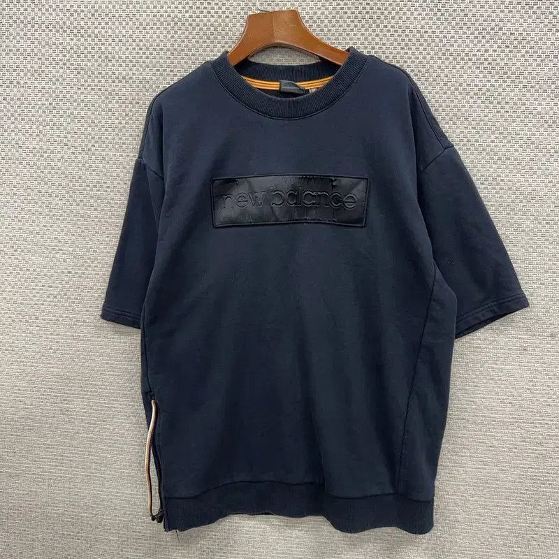 [BUNJANG] New Balance Short Sleeve T-Shirt Size 105 / 뉴발란스 반팔티 105 H00266
