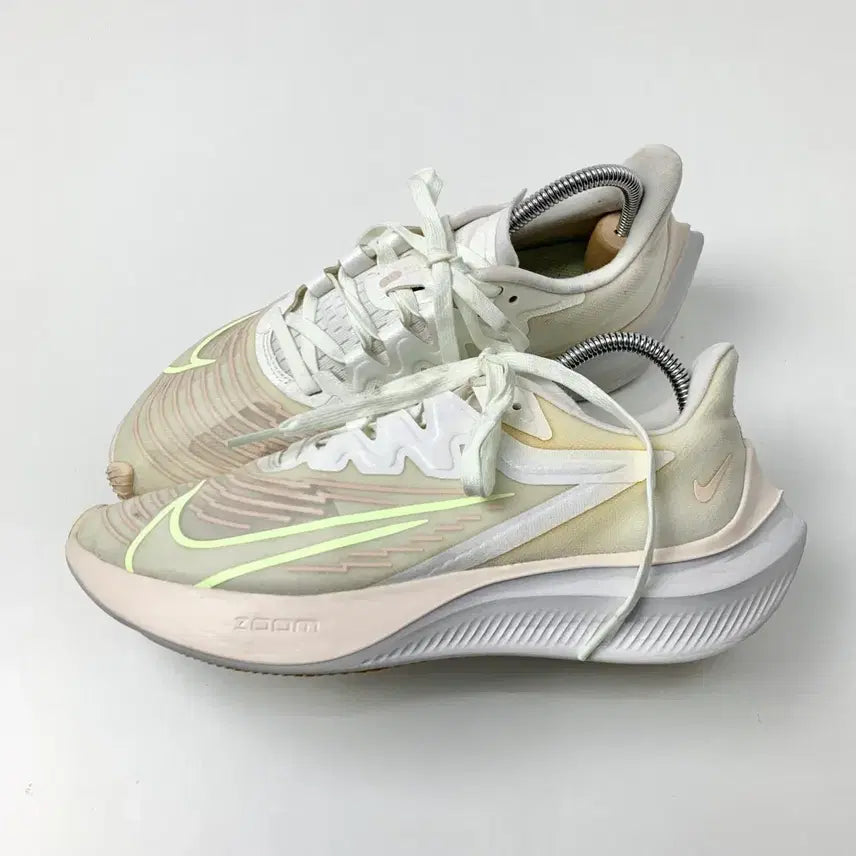 [BUNJANG] Nike Zoom Gravity 2 Athletic Shoes / [250/정품] 나이키 줌 그래비티 2 운동화 신발