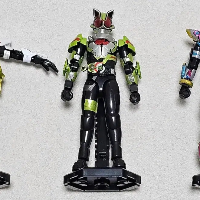 [BUNJANG] Bandai S.H.Figuarts Kamen Rider Geats, Tycoon, and Nago Set / 장동 가면라이더 기츠&타이쿤&나고 세트