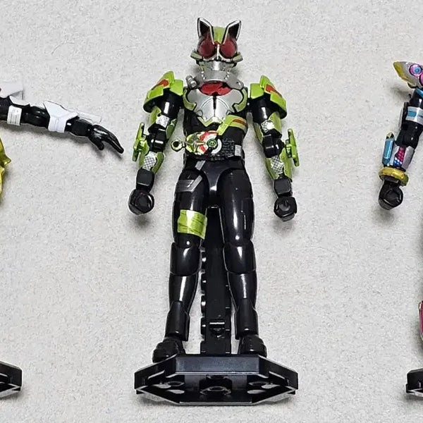 [BUNJANG] Bandai S.H.Figuarts Kamen Rider Geats, Tycoon, and Nago Set / 장동 가면라이더 기츠&타이쿤&나고 세트