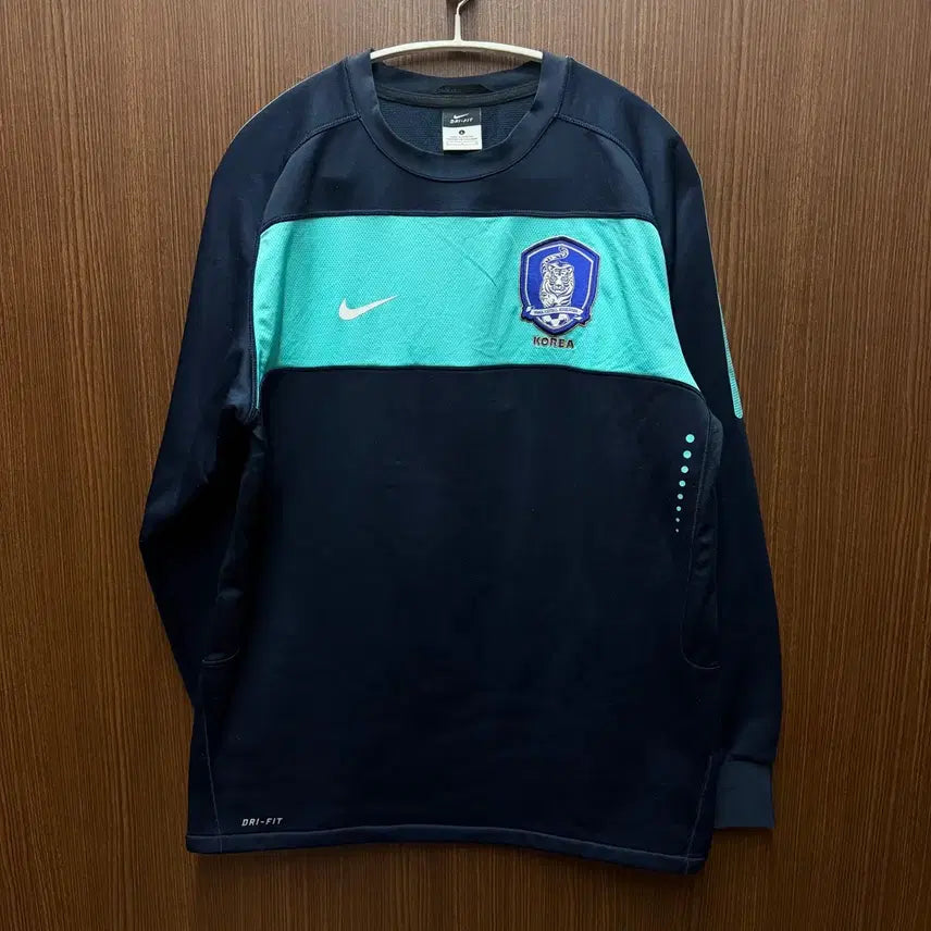[BUNJANG] Korea National Football Team Training Top - L / 축구 국대 트레이닝탑 L