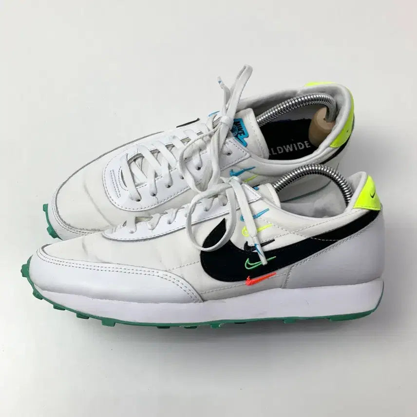 [BUNJANG] Nike Daybreak Sneakers (245mm) / [245/정품] 나이키 데이브레이크 스니커즈