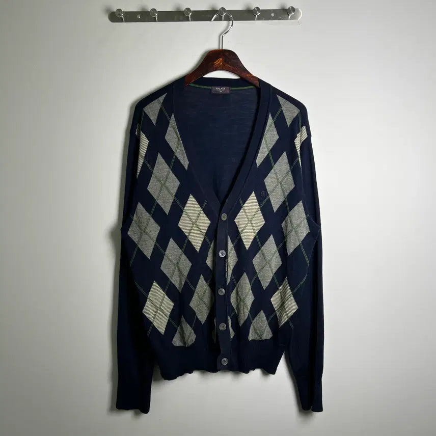 [BUNJANG] GALAXY Argyle Pattern V-Neck Cardigan Navy 105 / GALAXY 갤럭시 네이비 아가일 패턴 브이넥 가디건 105