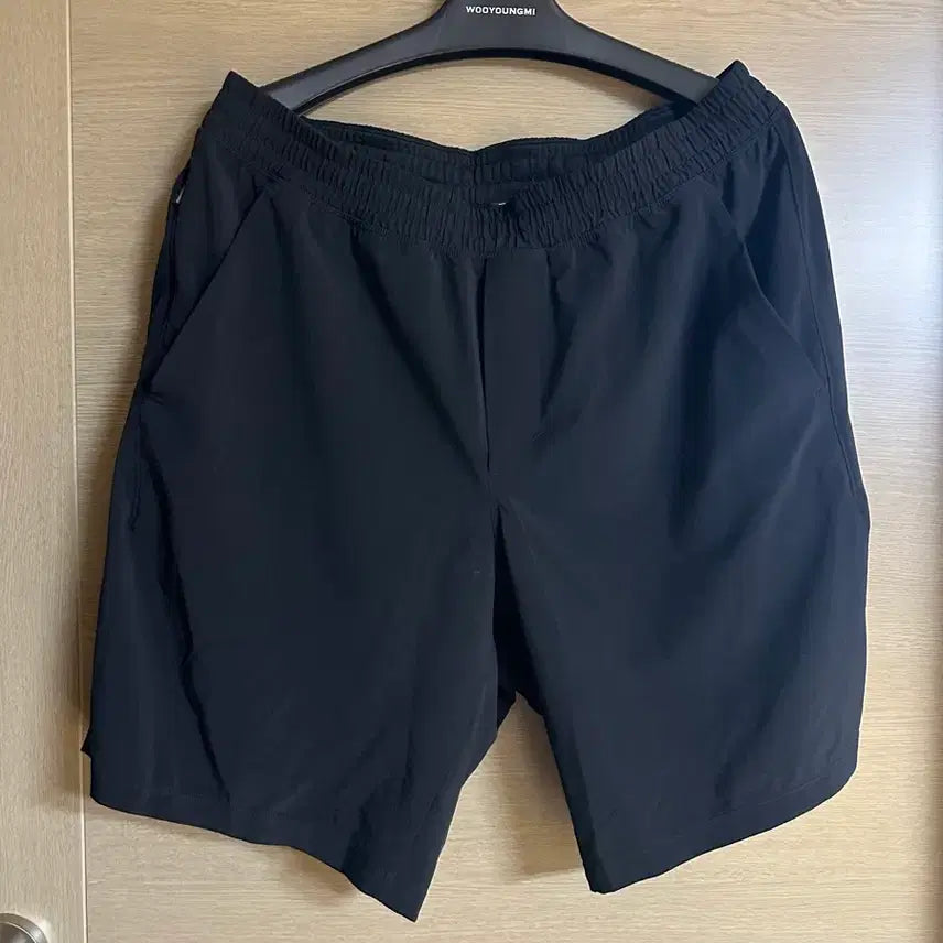 [BUNJANG] Lululemon Facet Breaker 9-Inch Linerless Shorts XL Black / [XL]룰루레몬 페이스브레이커 9인치 라이너리스