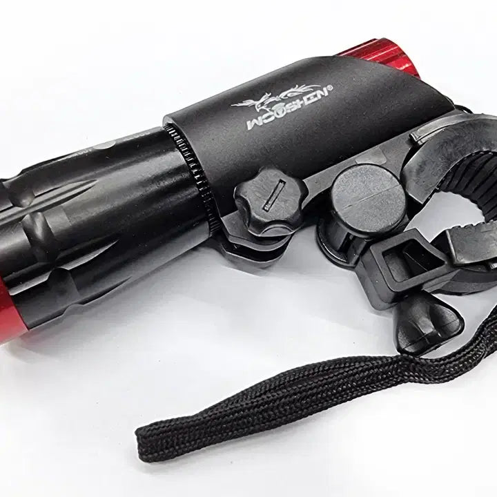 [BUNJANG] Zoom Light X2000 Red Cap Bicycle & Camping Lantern / 자전거 줌랜턴 X2000 레드캡 레져용 후레쉬 캠핑 겸용 미사용 새제품