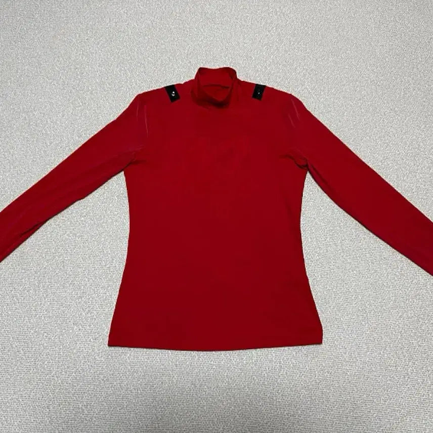 [BUNJANG] Master Bunny Edition Women's Cooling Golf T-Shirt Red Size 44 / 마스터바니에디션 냉감 골프 티셔츠 여성용 85호 44사이즈