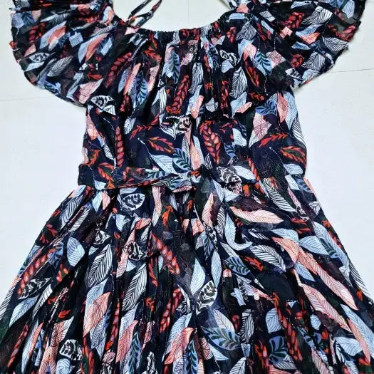 [BUNJANG] VOV Off-Shoulder Frill Neck Belted Long Dress / VOV 보브 오프숄더 끈벨티드 프릴넥 롱원피스 폴1356
