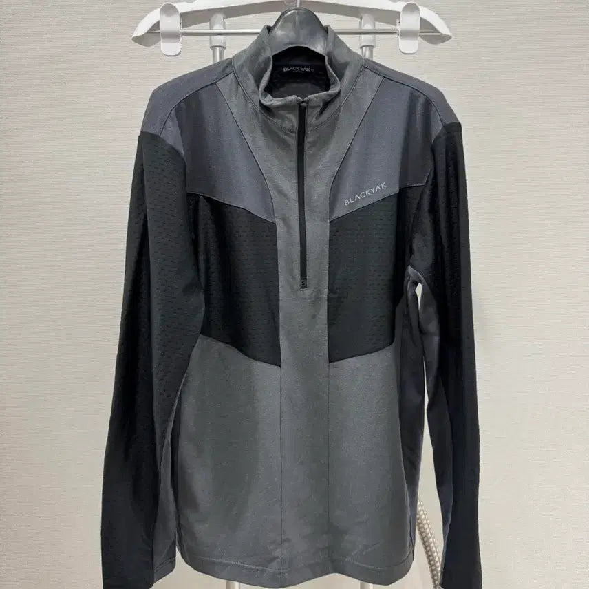 [BUNJANG] Black Yak Men's Half-Zip Long-Sleeve T-Shirt M Size / 블랙야크 남성 반집업 긴팔티셔츠 95사이즈