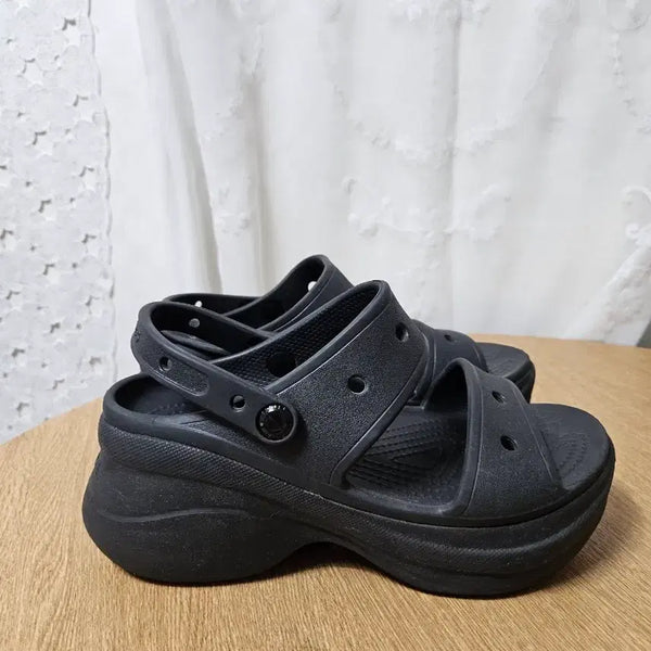 [BUNJANG] Crocs Platform Sandals US W8 / 250mm / 크록스 통굽 샌들 w8 250