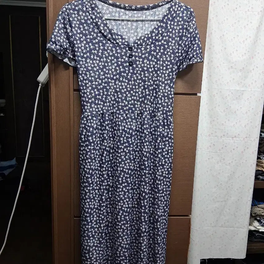 [BUNJANG] Floral Print Long Dress - Navy / 꽃무늬 원피스(프리)