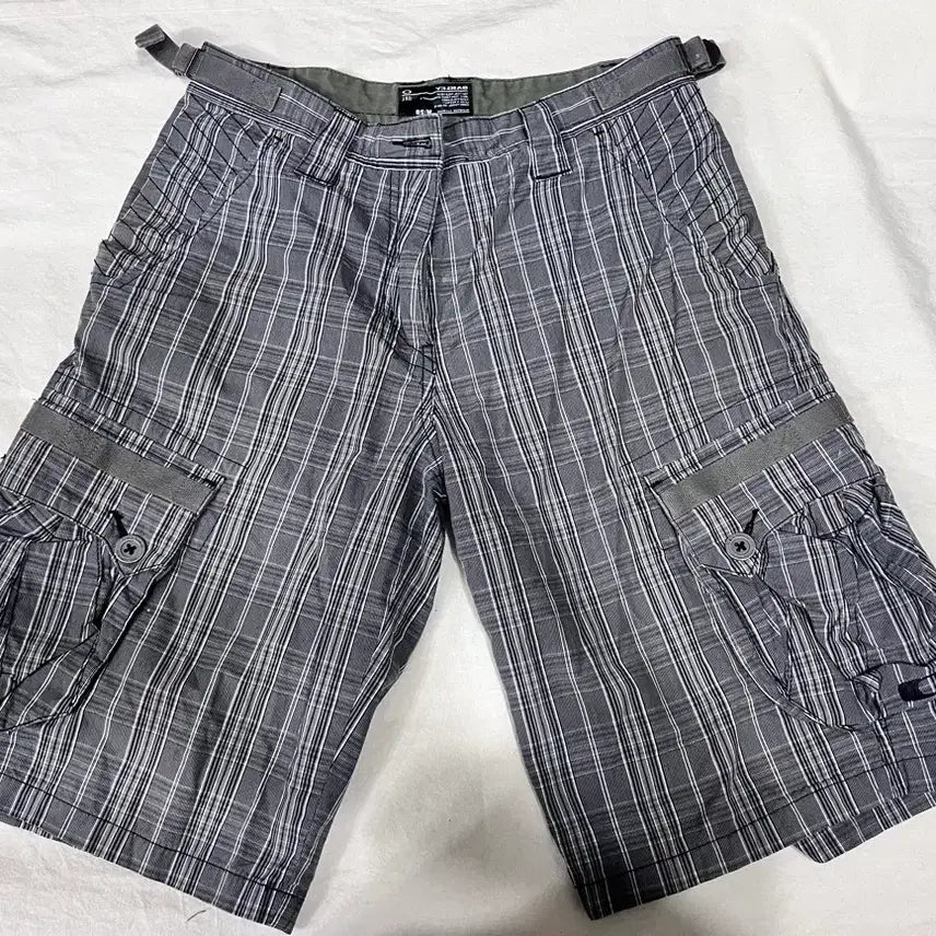 [BUNJANG] Oakley Cargo Checkered Shorts / 오클리 카고 체크 반바지
