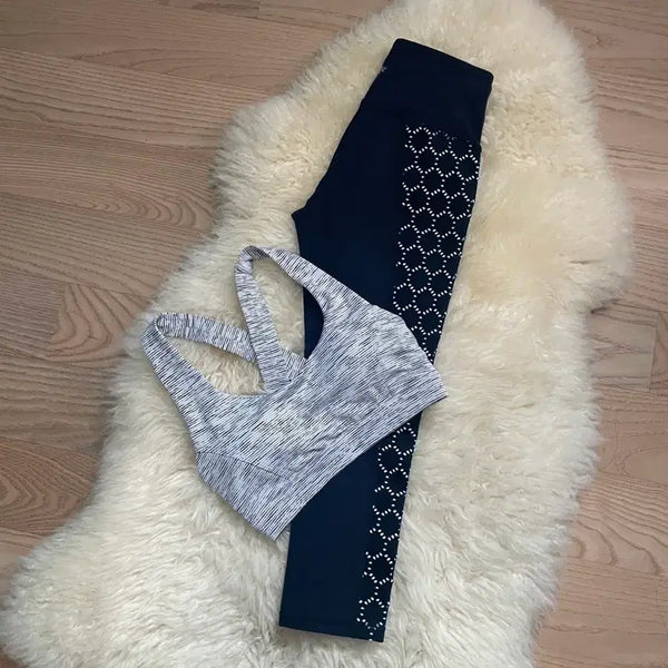 [BUNJANG] Athleta Leggings & Forever 21 Bra Bundle Set / 에쓸레라 레깅스 44 포에버21 브라 44 일괄