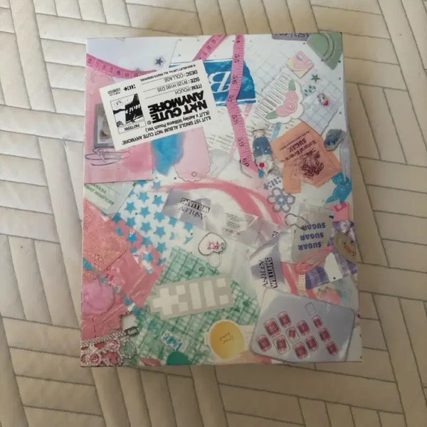 [BUNJANG] ILLIT 1st Single Album 'NOT CUTE ANYMORE' Ashley Williams Pouch Version / 1st Single Album 'NOT CUTE ANYMORE' (ILLIT X Ashley Williams Pouch Ver.)