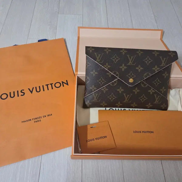 [BUNJANG] Louis Vuitton Kirigami Pouch (Large) / 루이비통 키리가미 (대)