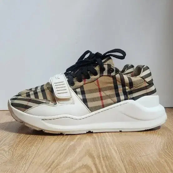 [BUNJANG] Burberry Check Pattern Sneakers / (42.5/270)버버리신발 체크패턴 버버리스니커즈 버버리운동화