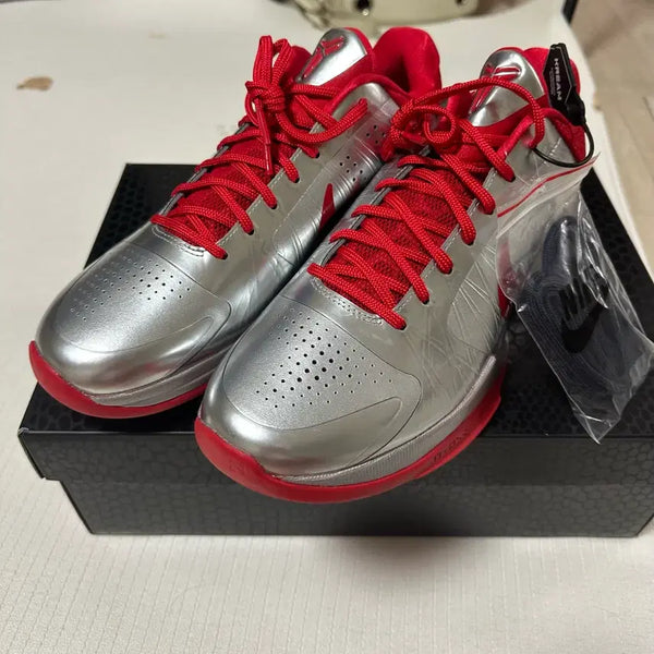 [BUNJANG] Nike Zoom Kobe 5 Caitlin Clark Rookie of the Year Silver/Red Basketball Shoes 285 / [새제품]나이키 줌 코비 5 케이틀린클락 루키오브더이어 285