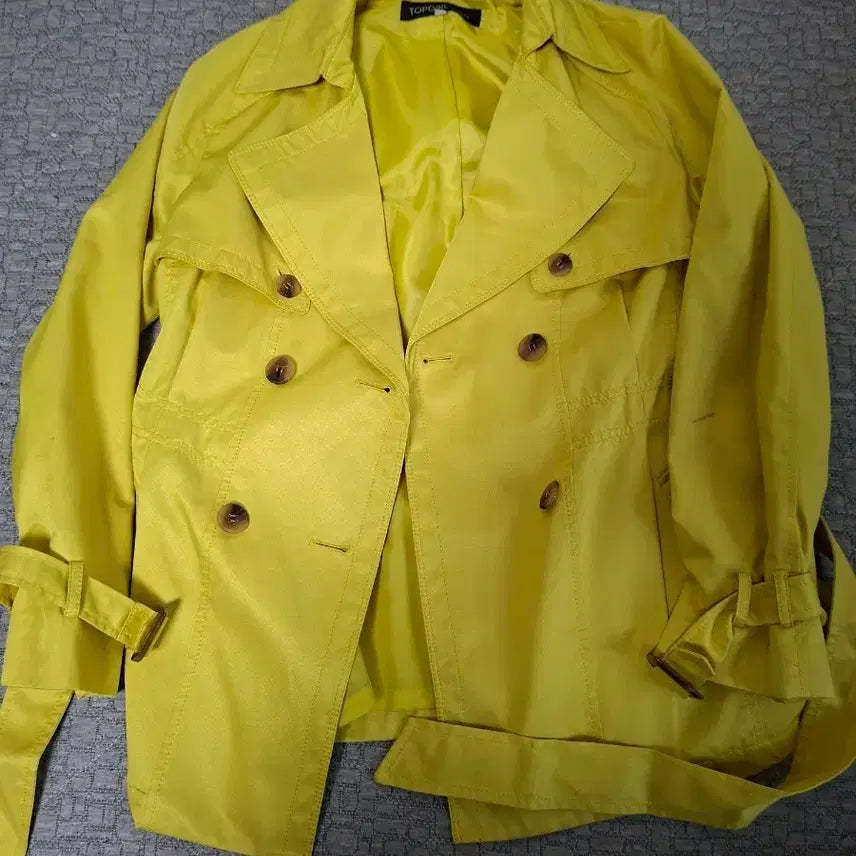 [BUNJANG] TOPGIRL BY GGPX Yellow Belted Short Trench Coat / [TOPGIRL] 화사한 개나리 옐로우 숏 벨티드 트렌치코트 (55~66/A급)