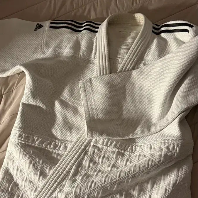 [BUNJANG] Adidas Champion 2 Professional Judo Uniform (Size 175) / 아디다스 챔피언2 선수용 유도복