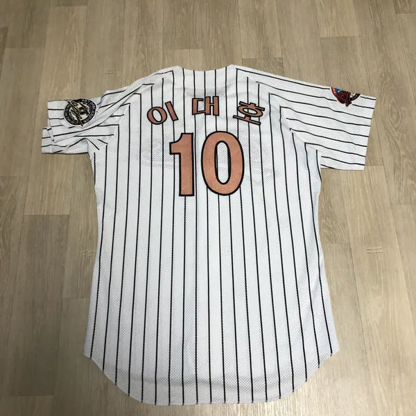 [BUNJANG] Lotte Giants Lee Dae-ho 9-Game Home Run Streak Commemorative Old Stripe Home Jersey (XL) / 105) 롯데 자이언츠 이대호 9경기 연속 홈런 기념 올드 스트라이프 홈 져지 유니폼