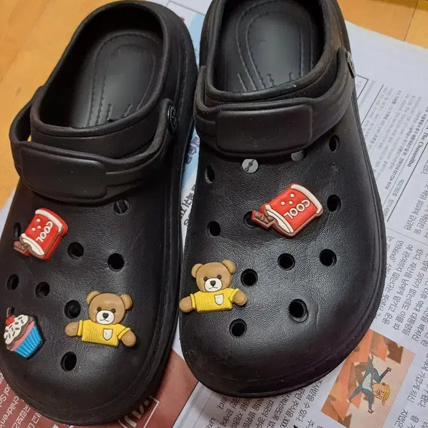 [BUNJANG] Black Bear Cup Holder Jibbitz Crocs / 검정색 곰돌이 컵홀더 지비츠 포함 크록스