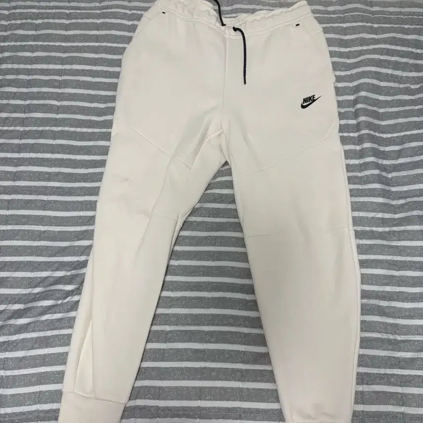 [BUNJANG] Nike Tech Fleece Joggers (L) / 나이키 테크팩 (L) 실착 1회