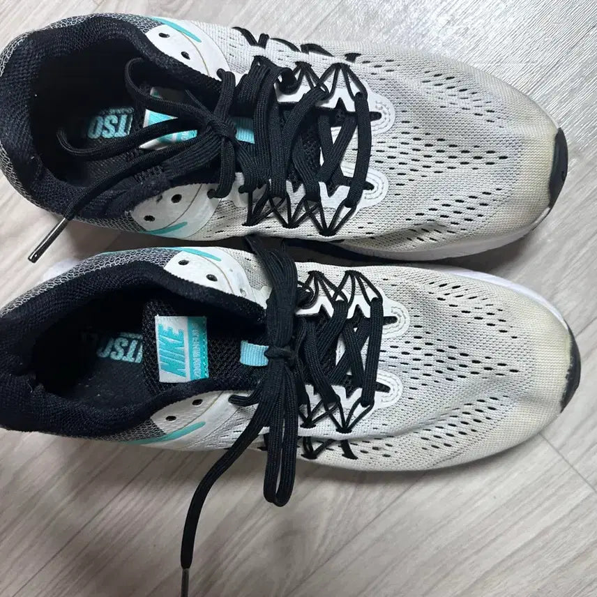 [BUNJANG] Nike Running Shoes (Women's 245) / 나이키 운동화 245