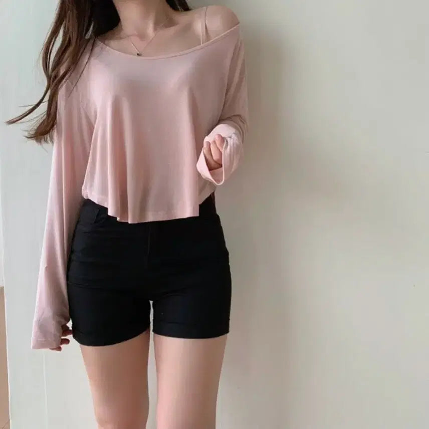 [BUNJANG] Blanche Self-Produced Pancake U-Neck Cropped T-Shirt / [새상품/원가 3.0] 블랑쉐 자체제작 팬케익 유넥 굴림 크롭티
