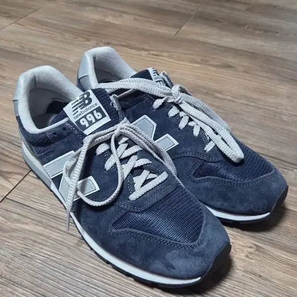 [BUNJANG] New Balance 996 Navy Silver Sneakers / 290) 뉴발란스 996 네이비 실버