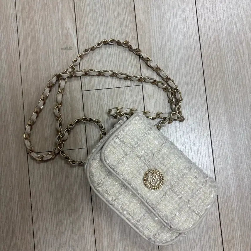 [BUNJANG] SJYP Tweed Chain Shoulder Bag White / sjsj 트위드 체인 숄더백 화이트