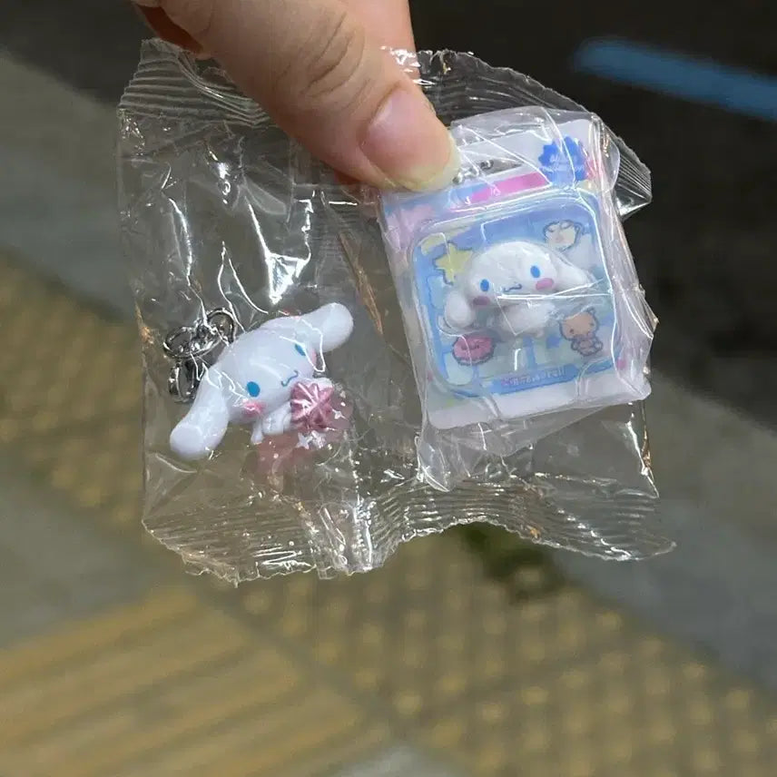 [BUNJANG] Cinnamoroll Gacha Set (Sanrio Package Gacha, Sanrio Starlight Gacha) / 시나모롤 가챠 세트(산리오 패키지 가챠, 산리오 별빛 가챠)