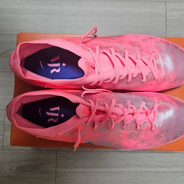 [BUNJANG] Nike Zoom Mercurial Vapor 16 Pro TF Vinicius Soccer Cleats Size 285 / (새상품)나이키 줌 머큐리얼 베이퍼 16 프로 TF 비니시우스 사이즈285 팝니다