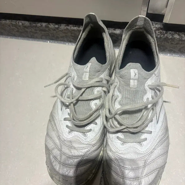 [BUNJANG] Mizuno Sala Betta TF 270 Soccer Cleats / 미즈노 살라베타 TF 270