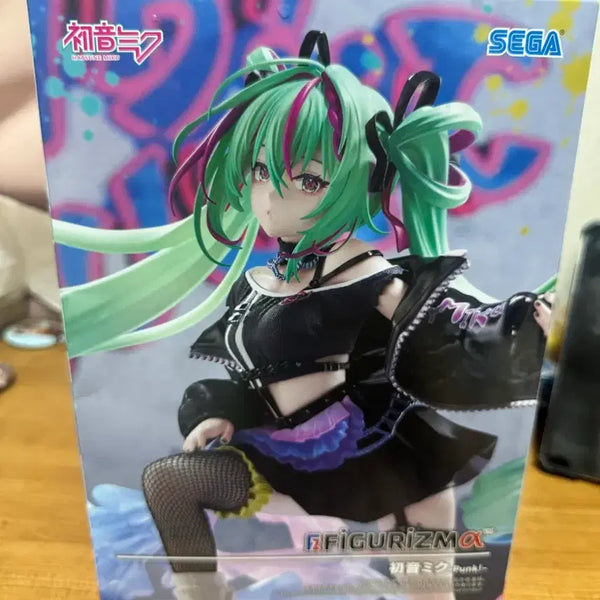 [BUNJANG] Sega Hatsune Miku Figure (Sealed) / 세가 하츠네 미쿠 피규어(미개봉)