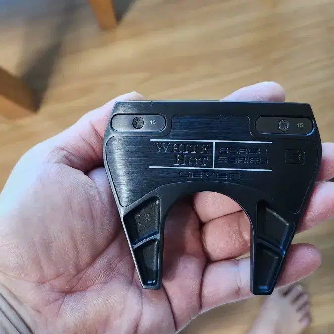 [BUNJANG] Odyssey White Hot Black Edition Putter 33-inch / 정품 오디세이 화이트 핫 블랙에디션 모델 퍼터 33인치 팝니다