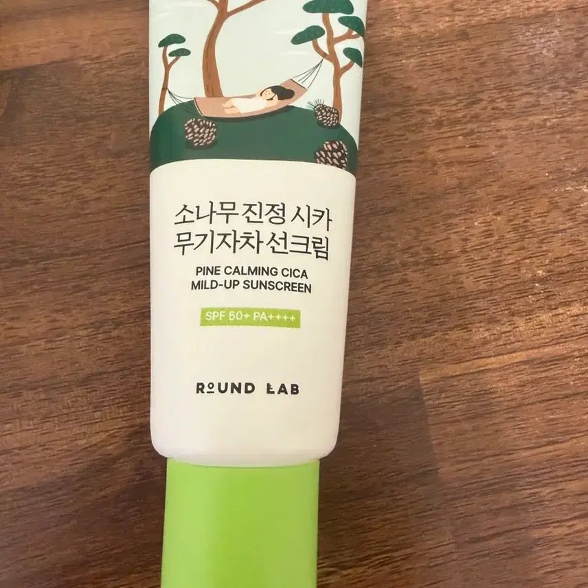 [BUNJANG] Round Lab Pine Calming Cica Inorganic Sunscreen SPF50+ / 라운드랩 소나무 진정 시카 무기자차 선크림 SPF50+