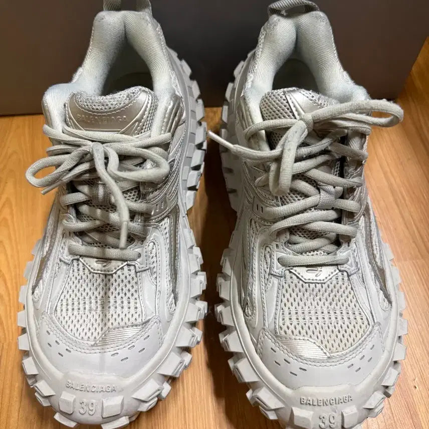[BUNJANG] Balenciaga Defender Sneakers Beige / [39] 발렌시아가 디펜더 스니커즈 베이지