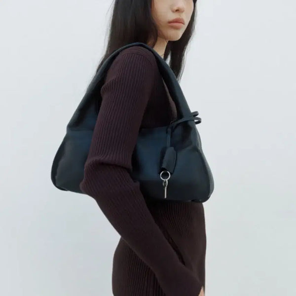 [BUNJANG] Atelier de Lumen Pillow Hobo Bag Black / 아뜰리에 드 루멘 필로우 호보백 블랙