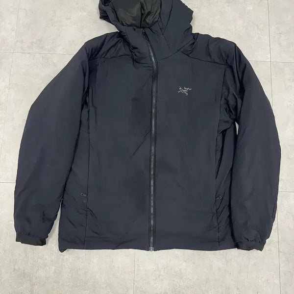 [BUNJANG] Arc'teryx Atom Heavyweight Hoodie Black L / (정품) 아크테릭스 arcteryx 아톰 헤비웨이트 후디 블랙 L 비시즌 급처