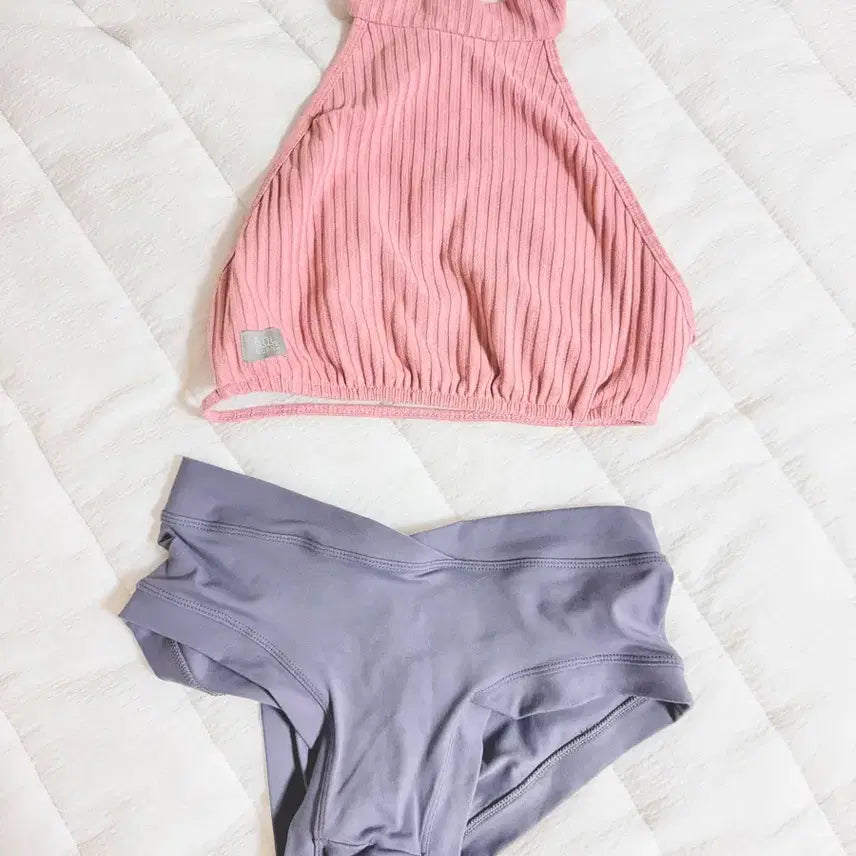 [BUNJANG] Sol Blanc Top M + Hot Pants S Pole Dance Outfit Set / 솔블랑 탑 M + 핫한 하의 S 판매, 폴웨어, 폴댄스의상, 폴복