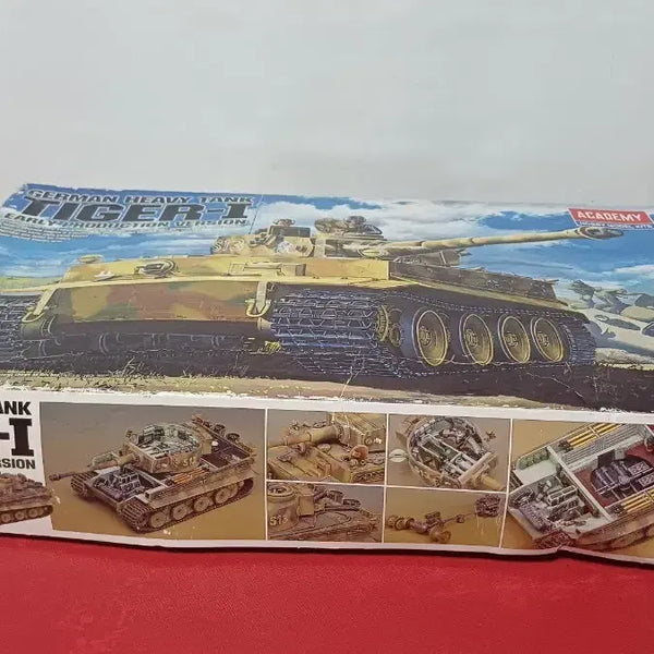[BUNJANG] Academy Tiger I Tank 1/35 Scale Model Kit / 아카데미 타이거 1 전차 1/35 스케일