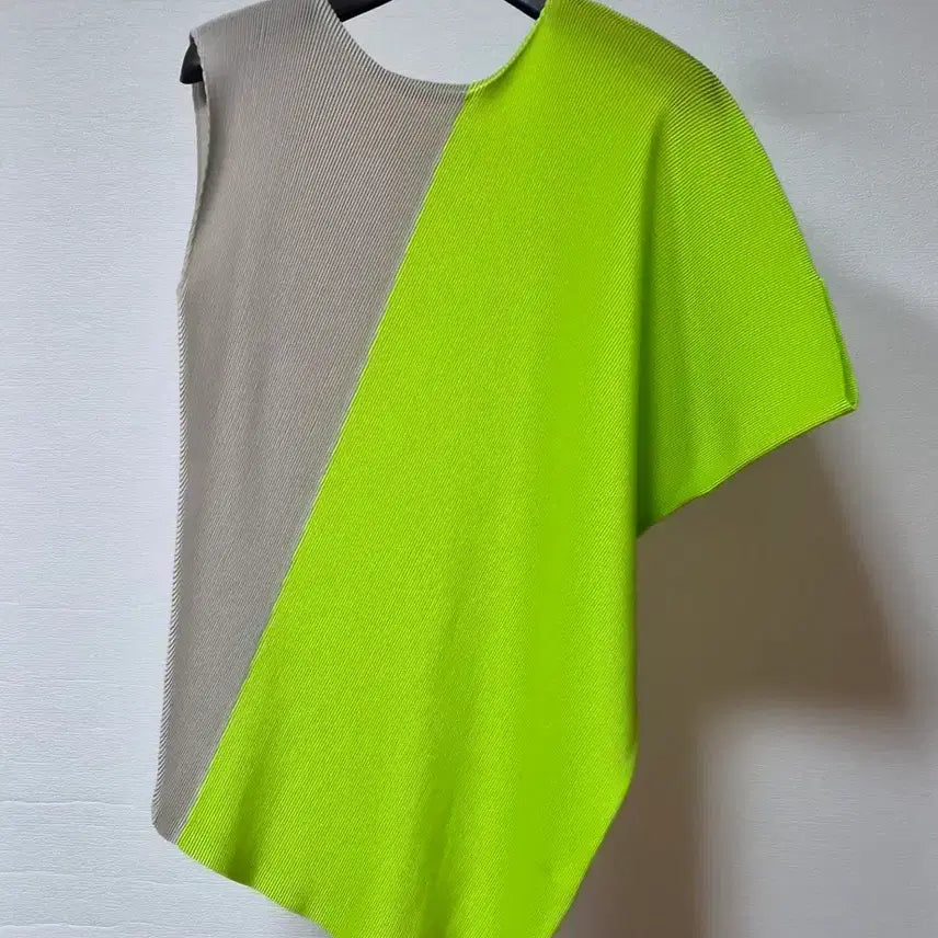 [BUNJANG] Pleats Please Asymmetrical Top / 플리츠플리즈 언발란스 탑